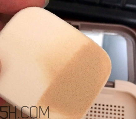 卡姿蘭粉餅保質(zhì)期多長(zhǎng)？卡姿蘭粉餅有效期