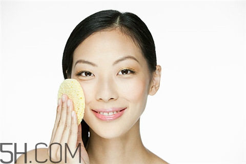 隆胸后多久變得柔軟？隆胸后多久可以側(cè)睡？