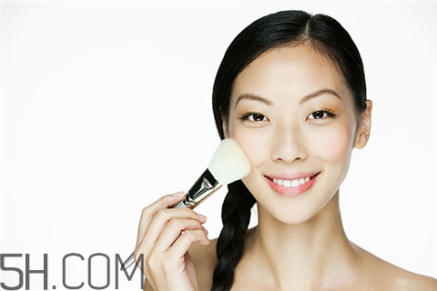 烤瓷牙能吃硬東西嗎？烤瓷牙能用美牙儀嗎？