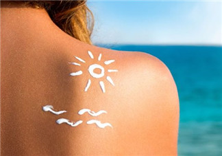 防曬指數(shù)spf50多久補一次？陰天就可以不防曬嗎？