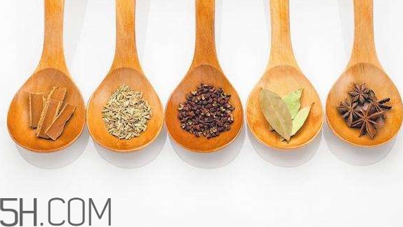 含馬兜鈴酸的藥都不能吃嗎？馬兜鈴酸真的會(huì)致癌嗎