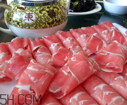涮羊肉哪個部位最好吃？涮羊肉都有什么菜？