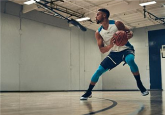 under armour curry 4實(shí)戰(zhàn)測(cè)評(píng)怎么樣？