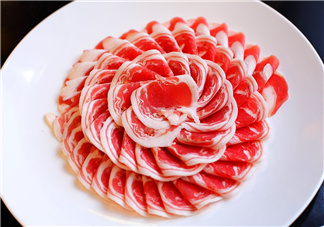 涮羊肉哪個(gè)部位最好吃？涮羊肉都有什么菜？