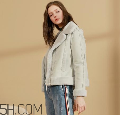 皮毛一體掉毛怎么辦？皮毛一體的衣服怎么清洗？