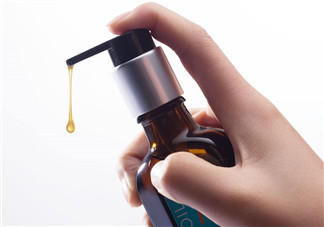如何用精油護發(fā)？薰衣草精油護發(fā)怎么用？