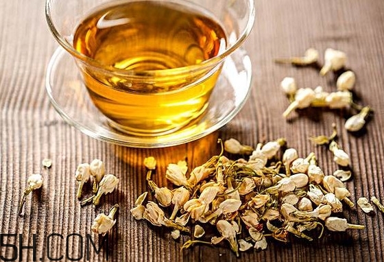喝茉莉花茶有什么功效？茉莉花茶搭配什么沖泡好