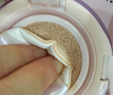 卡姿蘭氣墊cc和瑪麗黛佳哪個好？對比