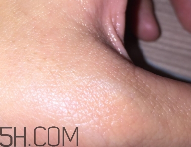 娜貝爾眼霜效果怎么樣？娜貝爾眼霜怎么用？