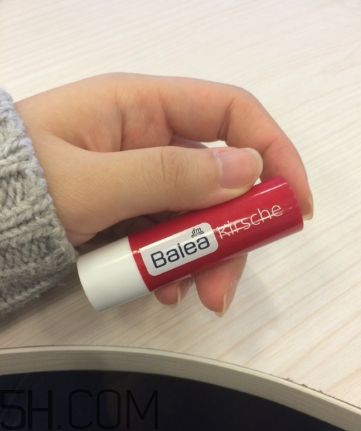 balea櫻桃潤唇膏好用嗎？balea櫻桃潤唇膏多少錢？