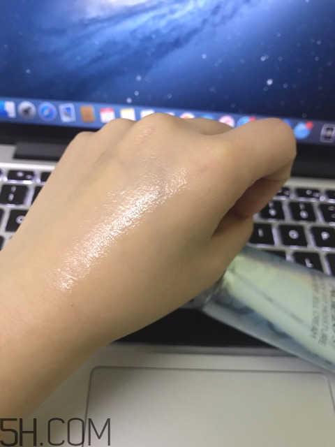 愛(ài)敬藍(lán)色氣墊怎么樣？愛(ài)敬和vant氣墊對(duì)比