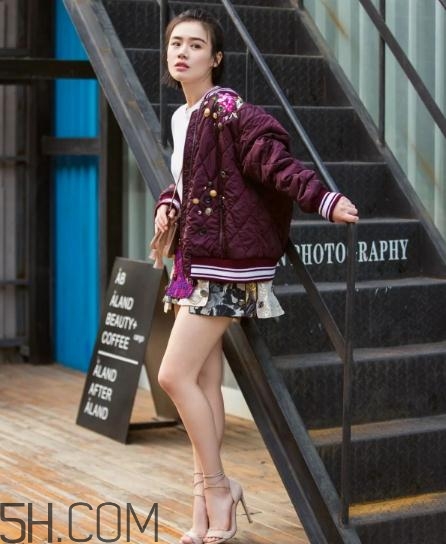 棒球服怎么搭配？棒球外套搭配圖片