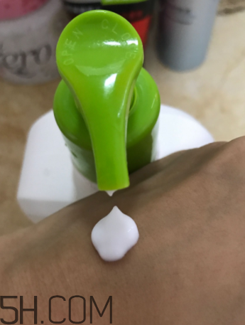 絲塔芙保濕潤膚乳嬰兒能用嗎？絲塔芙潤膚乳怎么樣？