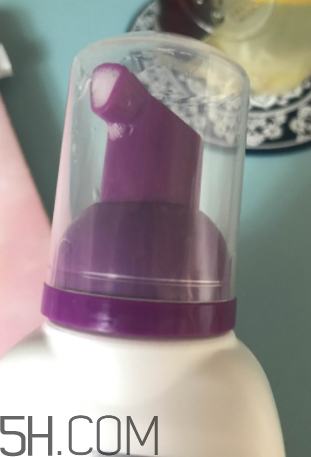 絲塔芙泡沫潔面乳怎么用？泡沫潔面乳用法