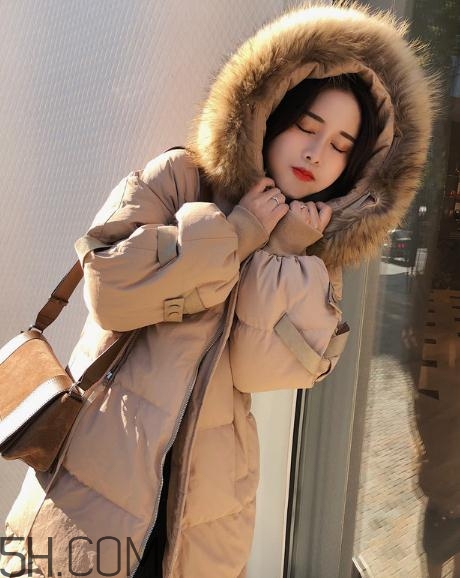羽絨服毛領(lǐng)怎么清洗？羽絨服毛領(lǐng)怎么變蓬松？