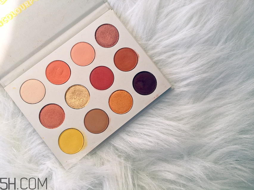 colourpop眼影盤哪款好_colourpop眼影盤試色對(duì)比