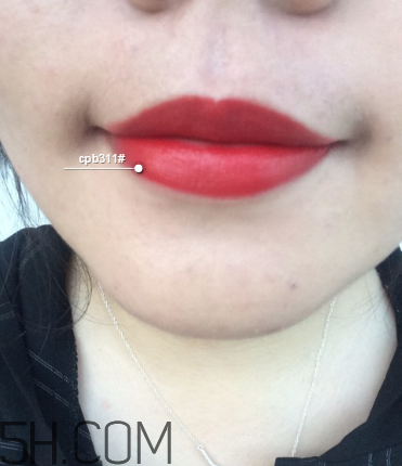 迪奧999和cpb311哪個(gè)好看？cpb奢華艷光唇膏價(jià)格多少錢？