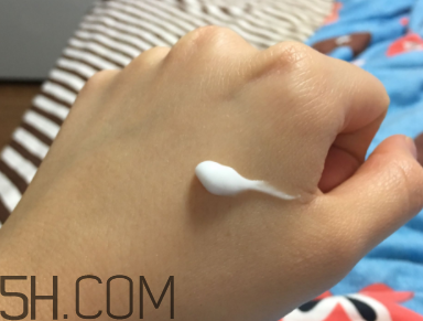 露得清身體乳怎么樣？露得清身體乳好用嗎？