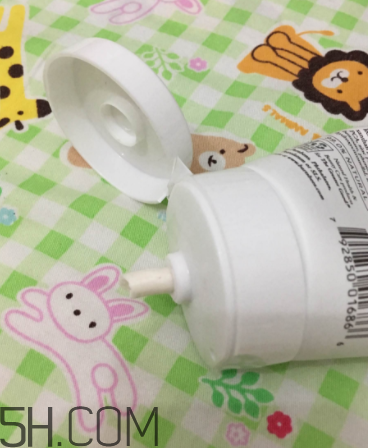 小蜜蜂水洗面膜敷多長時(shí)間？小蜜蜂水洗面膜用法