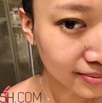 小蜜蜂水洗面膜敷多長時(shí)間？小蜜蜂水洗面膜用法