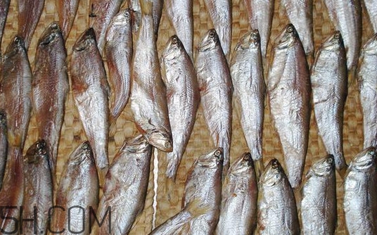 咸魚什么人不能吃？怎樣去除咸魚的咸