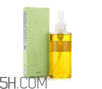 怎么用卸妝油不傷皮膚？卸妝油使用注意事項(xiàng)