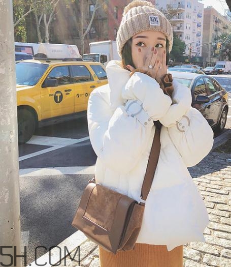 棉服上的油怎么洗掉？棉服跑棉怎么辦？