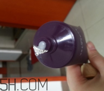 御泥坊黑玫瑰潔面乳怎么樣？御泥坊黑玫瑰潔面乳好用嗎？