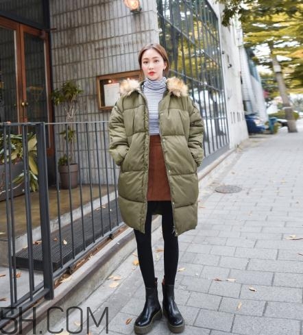 綠色羽絨服怎么搭配？綠色羽絨服搭配圖片