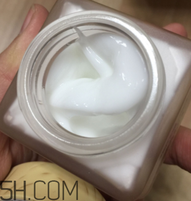 御泥坊礦物養(yǎng)膚霜怎么樣？御泥坊礦物養(yǎng)膚霜好用嗎？