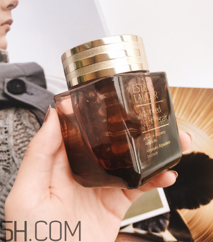 雅詩(shī)蘭黛安瓶膠囊好用嗎？雅詩(shī)蘭黛安瓶膠囊使用方法