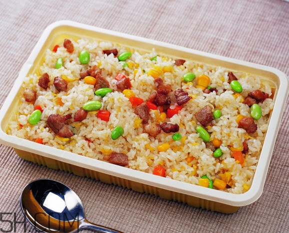 蛋炒飯?jiān)趺醋鲎屆恳活w米上都有蛋？蛋炒飯有什么營(yíng)養(yǎng)