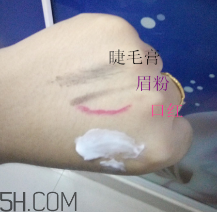 一葉子酪梨潔面乳怎么樣？一葉子酪梨潔面乳好用嗎？