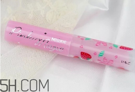 怎么區(qū)分真假mistine草莓變色唇膏？mistine草莓變色唇膏主要功效