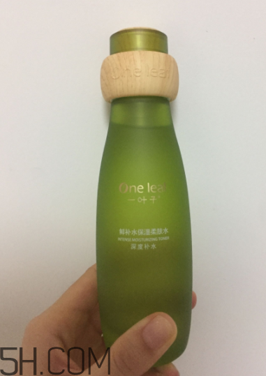 一葉子鮮補(bǔ)水柔膚水怎么樣？一葉子鮮補(bǔ)水柔膚水好用嗎？