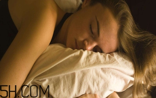 整晚睡不著怎么辦？如何快速進入睡眠狀態(tài)？