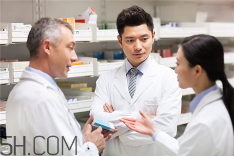抑郁癥怎么自我調(diào)節(jié) 抑郁癥怎么得的？
