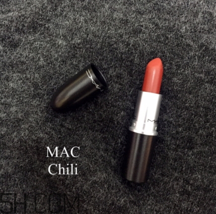mac小辣椒干不干？mac小辣椒是滋潤還是啞光