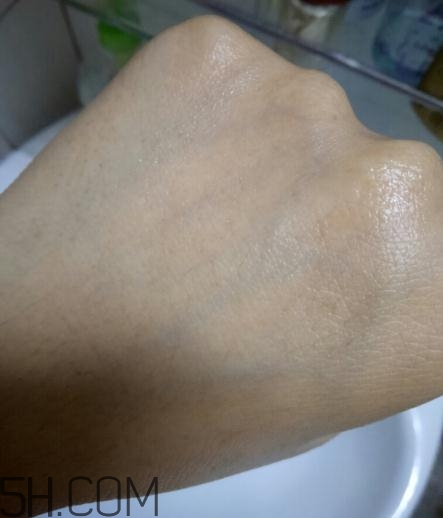 春紀(jì)洗面奶好用嗎？春紀(jì)潔面乳評(píng)測(cè)