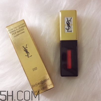胭脂紅口紅是什么顏色？胭脂紅口紅效果圖試色
