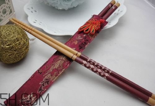 筷子用什么材質(zhì)最好？多久換一次筷子？