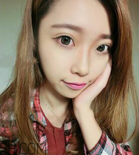 梅子色口紅哪個牌子好？絲絨口紅怎么涂好看？