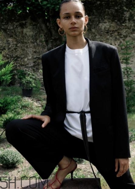 celine2018早春服裝系列好看嗎_款式有哪些？