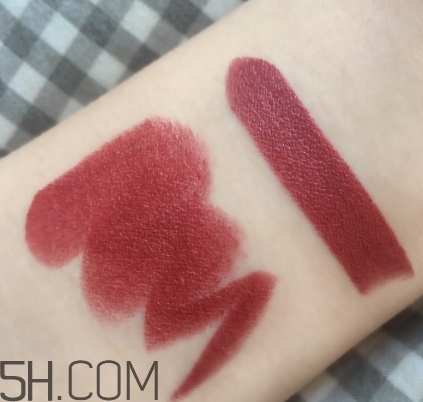 nars mona是啞光嗎？nars mona干不干？