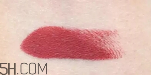 nars leslie停產(chǎn)了嗎？nars leslie張國(guó)榮色還可以買(mǎi)到嗎