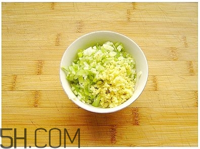 蓮藕可以和豆腐一起吃嗎？蓮藕和豆腐一起吃有什么好處？