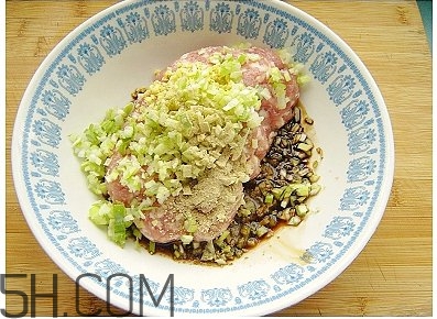 蓮藕可以和豆腐一起吃嗎？蓮藕和豆腐一起吃有什么好處？