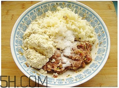 蓮藕可以和豆腐一起吃嗎？蓮藕和豆腐一起吃有什么好處？