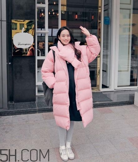 粉色棉服怎么搭配？粉色棉衣搭配圖片