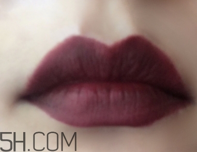 mac sin和diva買哪只？mac sin和diva試色對(duì)比